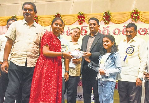 The Andhra Motor Merchants Association (AMMA) distributed scholarships and study material to 425 students at a programme held at AMMA Kalyana Mandapam in Vijayawada on Sunday. 