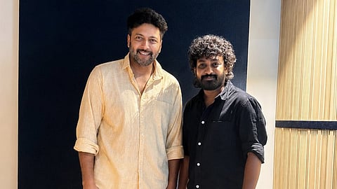 Ravi Mohan (L) and Karathey Babu director Ganesh K Babu (R)