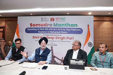 Minister of Petroleum and Natural Gas  Hardeep Puri
virtually spudded#ONGC’s deepwater well, MN-DW18-1-H-D, in the Mahanadi Offshore Basin on 25 July 2026 under the SamudraManthan campaign.