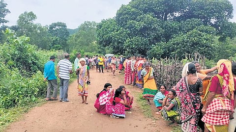 Irate villagers gather at Dangaeju under Badimunda panchayat in Tikabali.