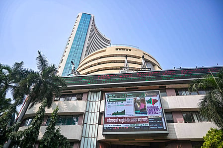 Investors are also awaiting the RBI monetary policy decision to be announced shortly.