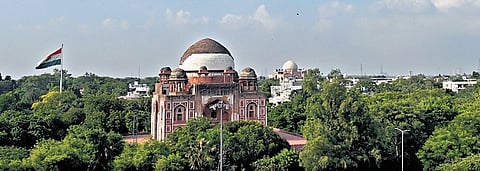 IMD forecasts light showers in Delhi