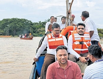 Industries Minister Sampad Swain inspecting flood-affected areas