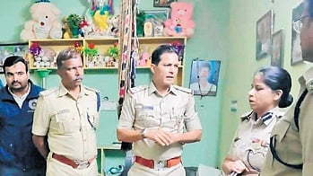 The APMC Yard police inspect the crime scene 