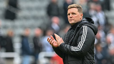Newcastle United's English head coach Eddie Howe applauds the fans at the end of the English Premier League football match between Newcastle United and Sunderland at St James' Park in Newcastle-upon-Tyne, north-east England on March 22, 2026.