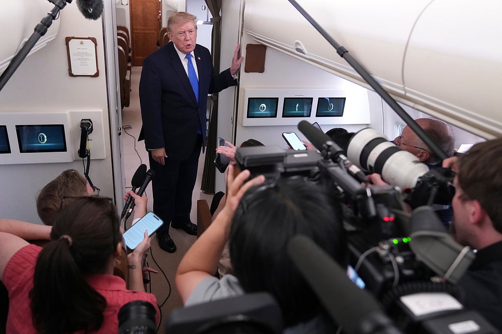 Trump tells Iranians to make deal or surrender
