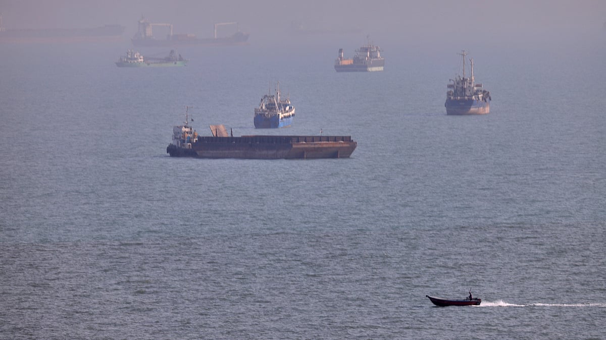 Iran rules out Hormuz reopening until US meets conditions; US redirects 109 vessels near Strait to enforce blockade