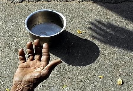 Over Rs 2.5 Lakh cash found amid waste at beggar’s house in Srirangapatna