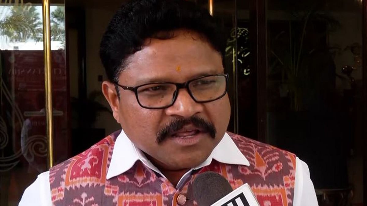 Health Minister Mahaling reviews facilities at Koraput medical college