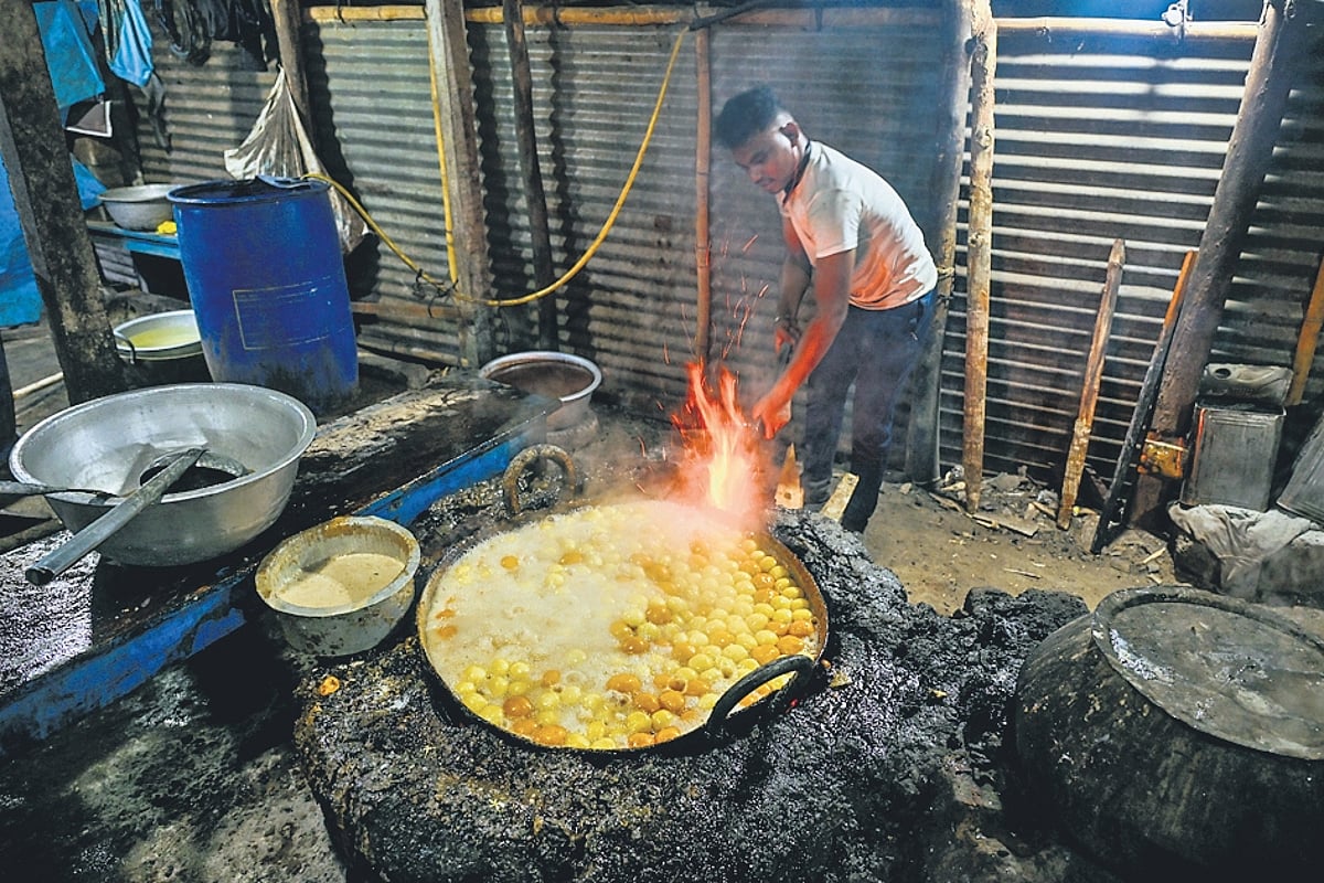Sudden rise of sugar prices adds burden on business and households in Odisha