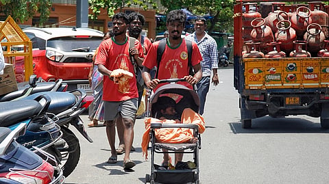  Pilgrims on their journey via Puducherry for the Velankanni church festival, Nagapattinam. 