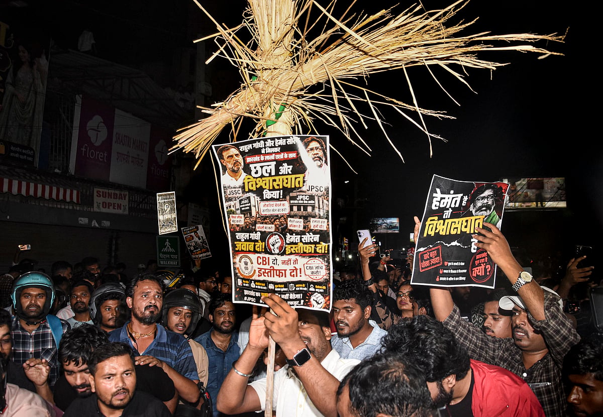FIRs filed against 39 named, 900 unnamed people over police-students clash in Jharkhand's Giridih, Hazaribag