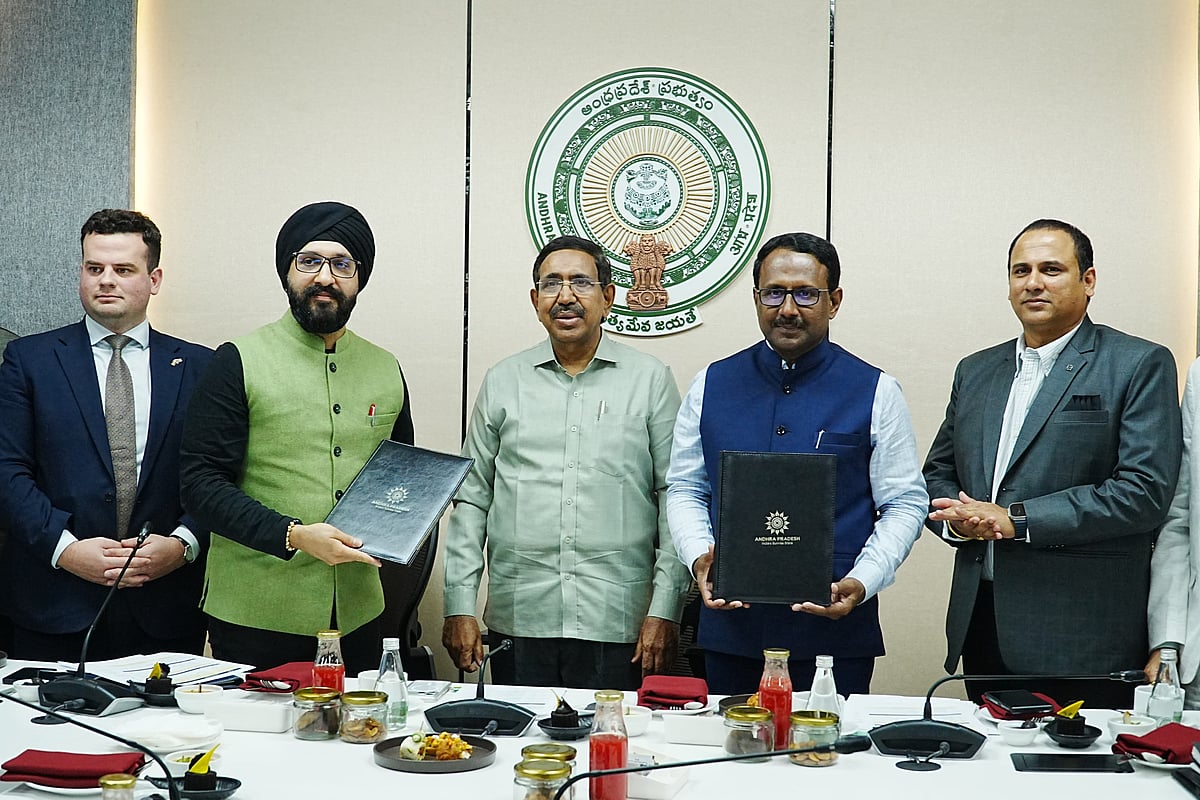 Andhra signs MoU with UK to develop urban infrastructure