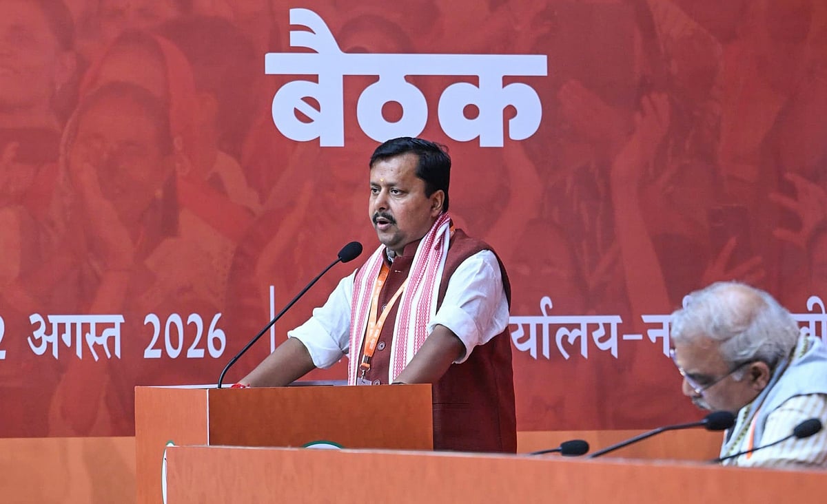 BJP chief holds first meeting with new team, focuses on poll plans for Punjab, UP