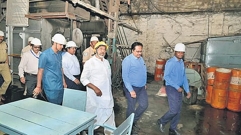 Deputy Chief Minister Mallu Bhatti Vikramarka during his visit to Hutti Gold Mines in Raichur district of Karnataka on Friday.