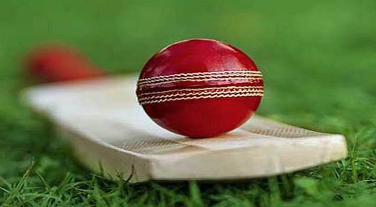 Cricketers flock to Madurai suburbs for weekend swing