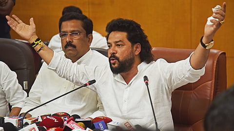 Karnataka planning and Statistics Minister B Nagendra resigns.