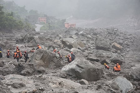 Nepal: Indian technical team conducts reconnaissance for tunnel rescue operations