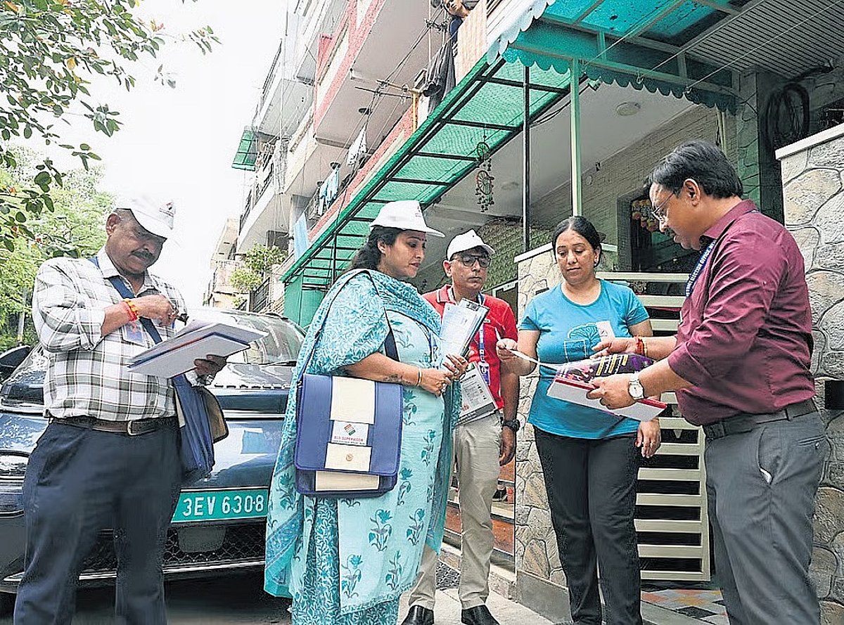 Karnataka: SIR draft electoral rolls draw complaints over spelling, address and gender errors