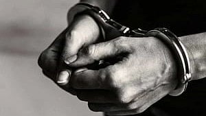 Youth arrested for holding an illegal gun.
