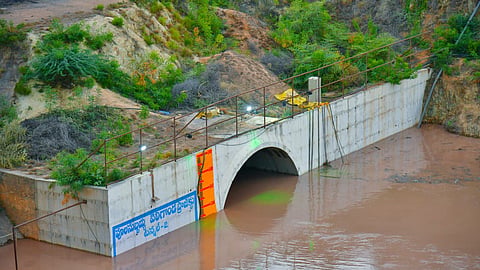 Velugonda project Authorities conducted a trial run of water release from the Kollam Vagu to the Pula Subbaih Velugonda project through tunnels on Sunday. 