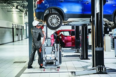 Manufacturing sector growth falls