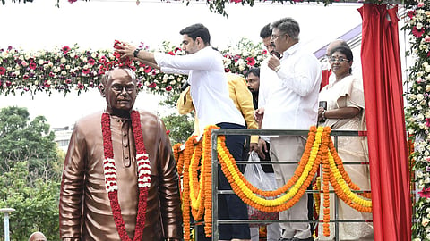 IT Minister Lokesh proposes museum on Rosaiah’s life, chapter on his political values in curriculum