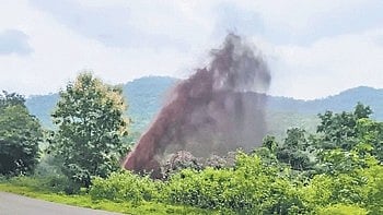 An iron ore slurry pipeline operated by AM/NS India reportedly burst near Pabiliguda village.