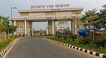  Jharkhand HC: Entering woman’s house, lifting clothes not attempt to rape without overt act