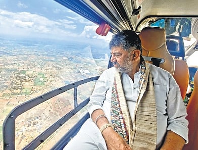 Chief Minister DK Shivakumar conducts an aerial survey of drought-affected regions in Bagalkot, Vijayanagara and Ballari districts on Friday 