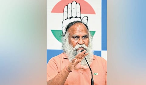 TPCC working president T Jayaprakash Reddy speaks during a press meet
at Gandhi Bhavan in Hyderabad.