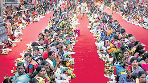 A mass Varalakshmi Vratham was conducted at Sri Bhu Sameta Sri Venkateswara Swamy Temple at Dokiparru Mahakshetram on Friday on the occasion of the last Friday of the holy month of Sravana.