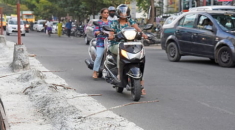 The corporation plans to beautify medians on 25 roads in the city by widening existing structures and creating space for ornamental plants.