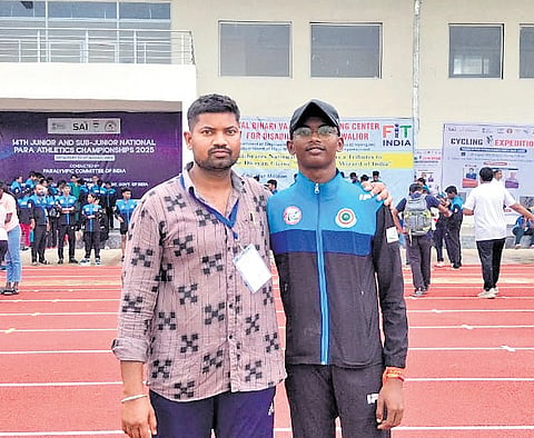 Kasse Pavan Kumar lost his right arm in a freak electrical accident. 