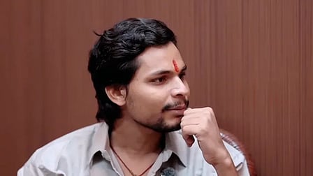  Swatantra Bhardwaj