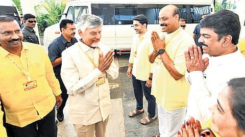 Chief Minister Nara Chandrababu Naidu greets party leaders during the Telugu Desam Party’s (TDP) Leadership Conclave held at Mangalagiri on Monday