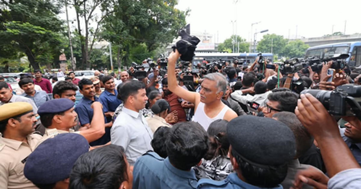 Public loses out amid ugly chaos in Telangana House
