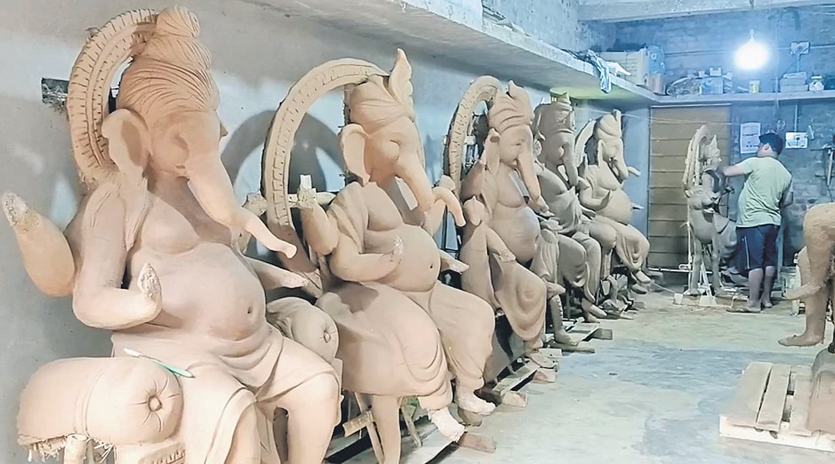 Flood mars Ganesh Puja festivities in Kendrapara district, idol makers face losses