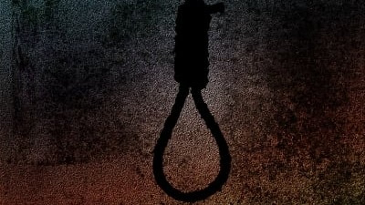 Telangana: Realtor, 48, found hanging at farmhouse