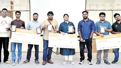 Prize winners pose after the Curry-O-Sity 2.0 quiz at SOA.