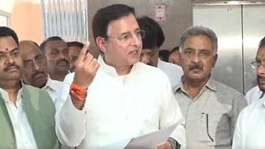  Congress leader and AICC general secretary Karnataka in-charge Randeep Singh Surjewala talking to reporters at the KPCC office in Bengaluru.
