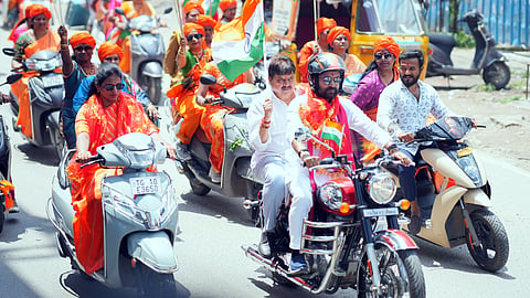 On the occasion of Telangana Liberation Day, the BJP Mahila Morcha launched a Mahila Shakti Scooty Rally from Bhagyalakshmi Ammavari Temple to the statue of Sardar Vallabhbhai Patel near the Assembly, Union Minister G Kishan Reddy also participated in the Rally.