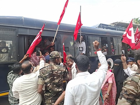Police detain CPIM leaders during protest at Bendorwell on Friday ahead of Cabinet Meeting~SDPI staged a black flag demonstration,attempting to wave black flags at Chief Minister DK Shivakumar demanding justice to Abdul Rahiman Kolthamajal