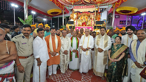 TTD Chairman BR Naidu, Executive Officer M Ravichandra and priests accorded him a warm welcome and escorted him to the procession.