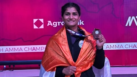 With the win, Suchika advanced to the semifinal and confirmed India’s first medal of the Games.
