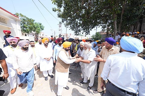 During the outreach, Mann went door-to-door across Dhuri, meeting families and interacting with people from all walks of life, including elderly residents, women, youngsters and children.
