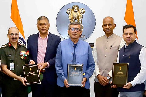 The defence ministry on Monday inked a Rs 586 crore contract with Accurate Industrial Controls Private Limited for the supply of auxiliary power units (APUs)