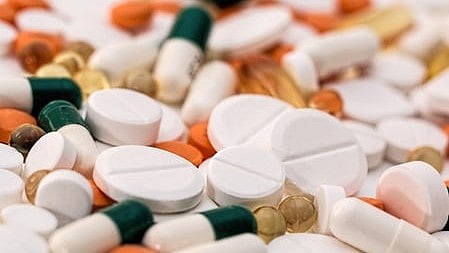 Drug regulatory body cracks whip, bans painkillers, antibiotics without prescription.