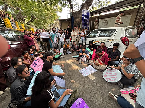 Elected student councillors from 3 campuses—Lodhi Road, Karampura and Kashmere Gate—exposed the dire situation of infrastructure in all the campuses. 