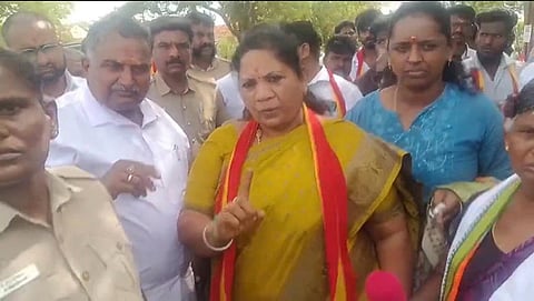 An argument broke out on Wednesday between TVK candidate P Sathyabama and the public in Kundadam, which falls under Dharapuram.   